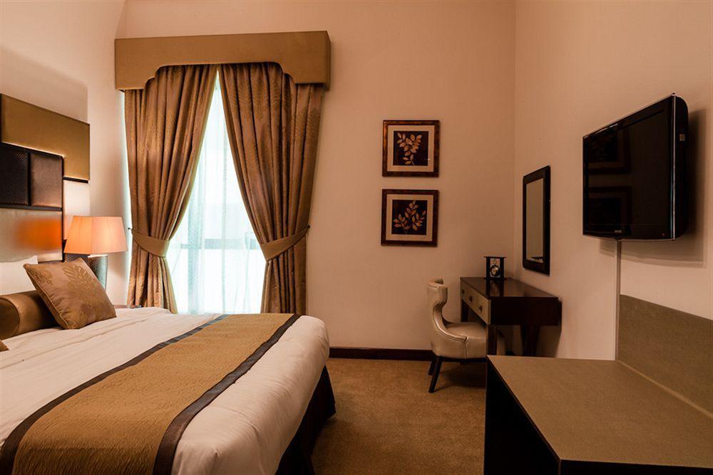 Al Waleed Holiday Homes Dubai Exterior photo