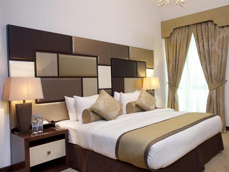 Al Waleed Holiday Homes Dubai Exterior photo