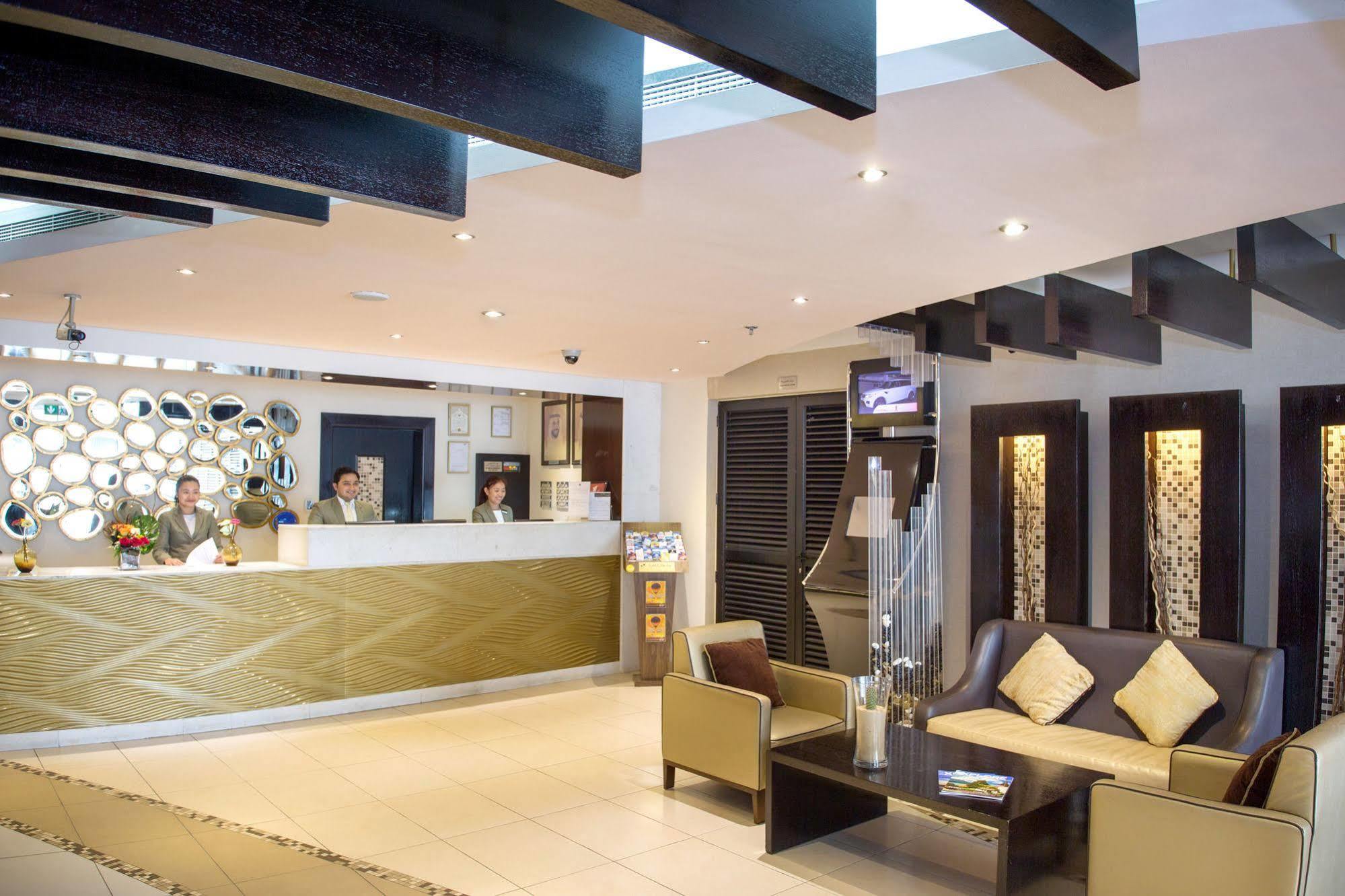 Al Waleed Holiday Homes Dubai Exterior photo